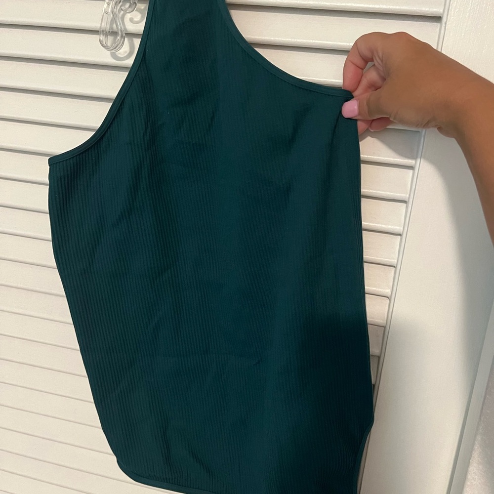 Hunter green one sholder bodysuit